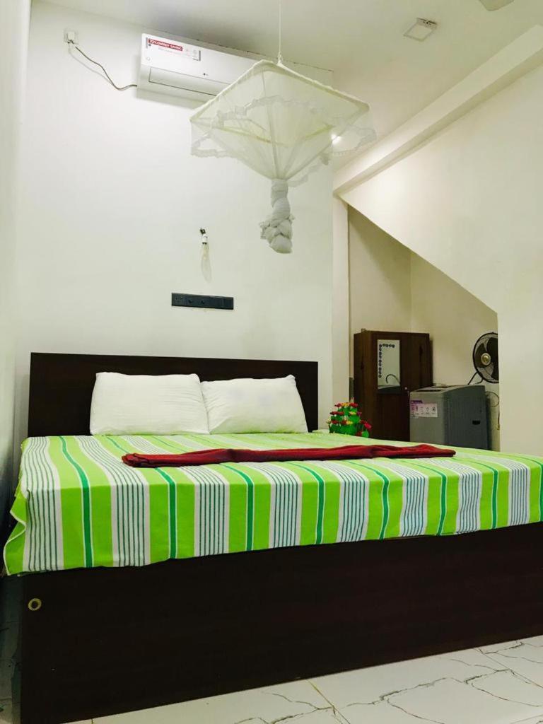 Green Jade Inn 米瑞莎 外观 照片